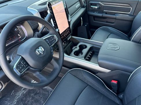 New 2026 RAM 2500 Laramie AWD/4WD image 6