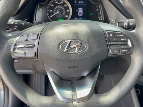 Used 2022 Hyundai Ioniq Blue FWD image 10