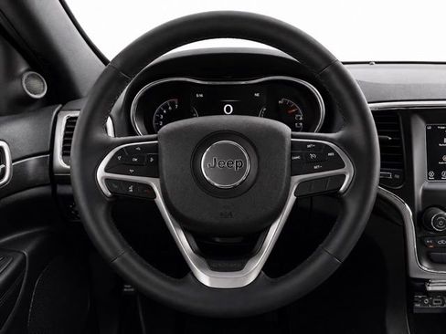 Used 2018 Jeep Grand Cherokee Laredo AWD/4WD image 17