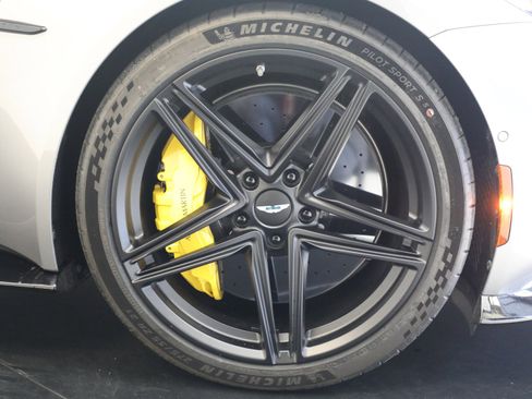 New 2026 Aston Martin V8 Vantage S RWD image 17