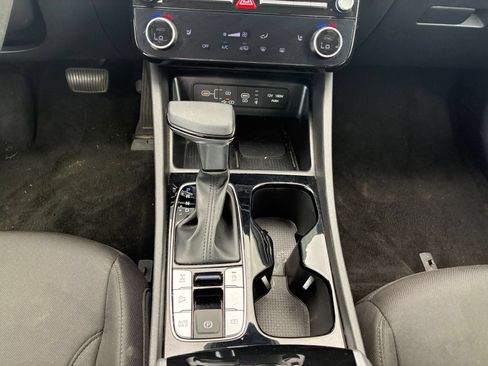 Used 2025 Hyundai Tucson SEL AWD/4WD image 38