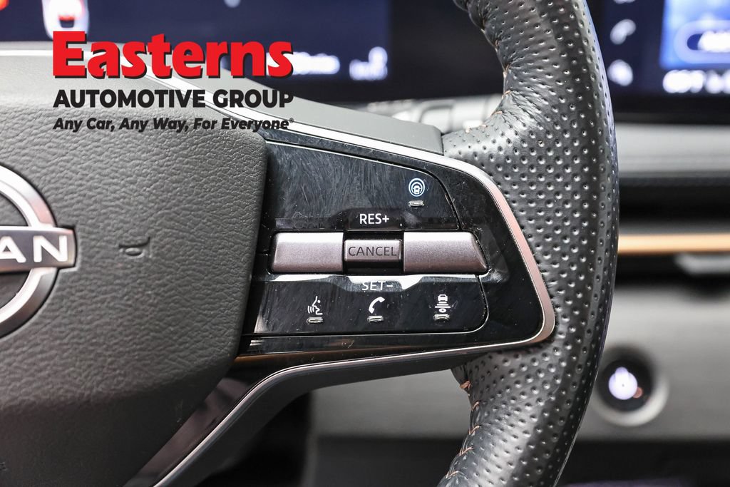 Used 2023 Nissan Ariya FWD image 16