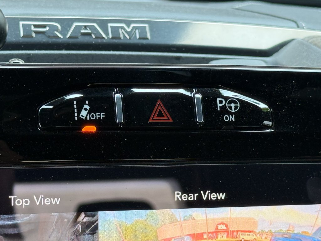 Used 2020 RAM 1500 Limited AWD/4WD image 37