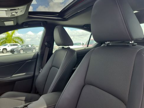 Used 2025 Lexus IS 350 F Sport w/ Accessory Package 2 RWD image 21