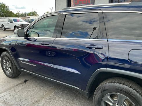 Used 2015 Jeep Grand Cherokee Laredo w/ Quick Order Package 23E AWD/4WD image 26