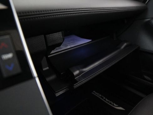Used 2019 Toyota Avalon XSE w/ All Weather Liner Package FWD image 53