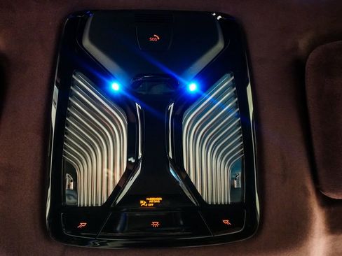 Used 2024 BMW XM image 35