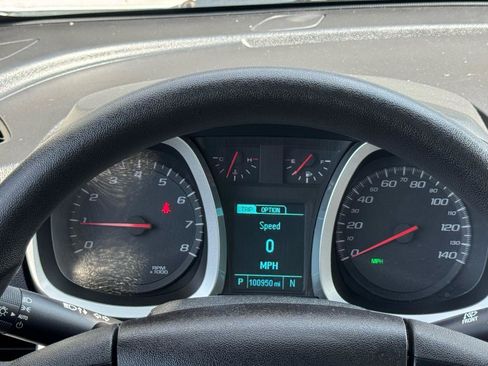 Used 2014 Chevrolet Equinox LS AWD/4WD image 19