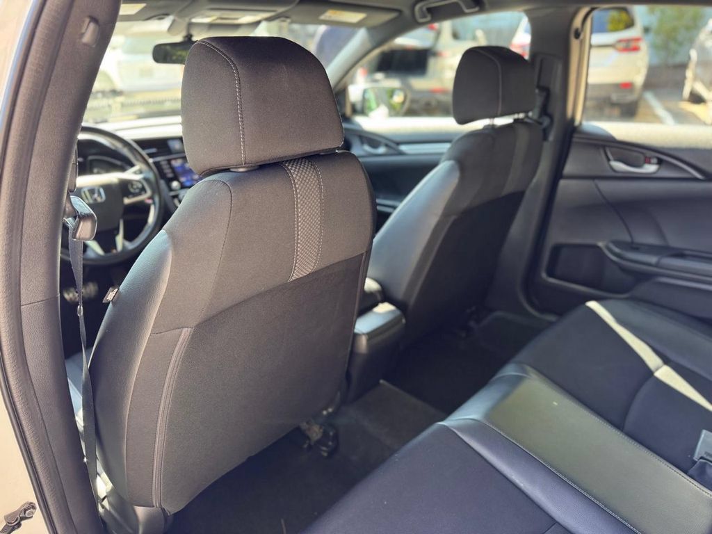 Used 2019 Honda Civic Sport image 22