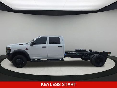 New 2026 RAM 5500 Tradesman AWD/4WD image 3