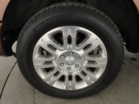 Used 2012 Ford F150 Platinum image 5