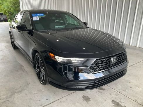 Certified 2025 Honda Accord Sport image 25