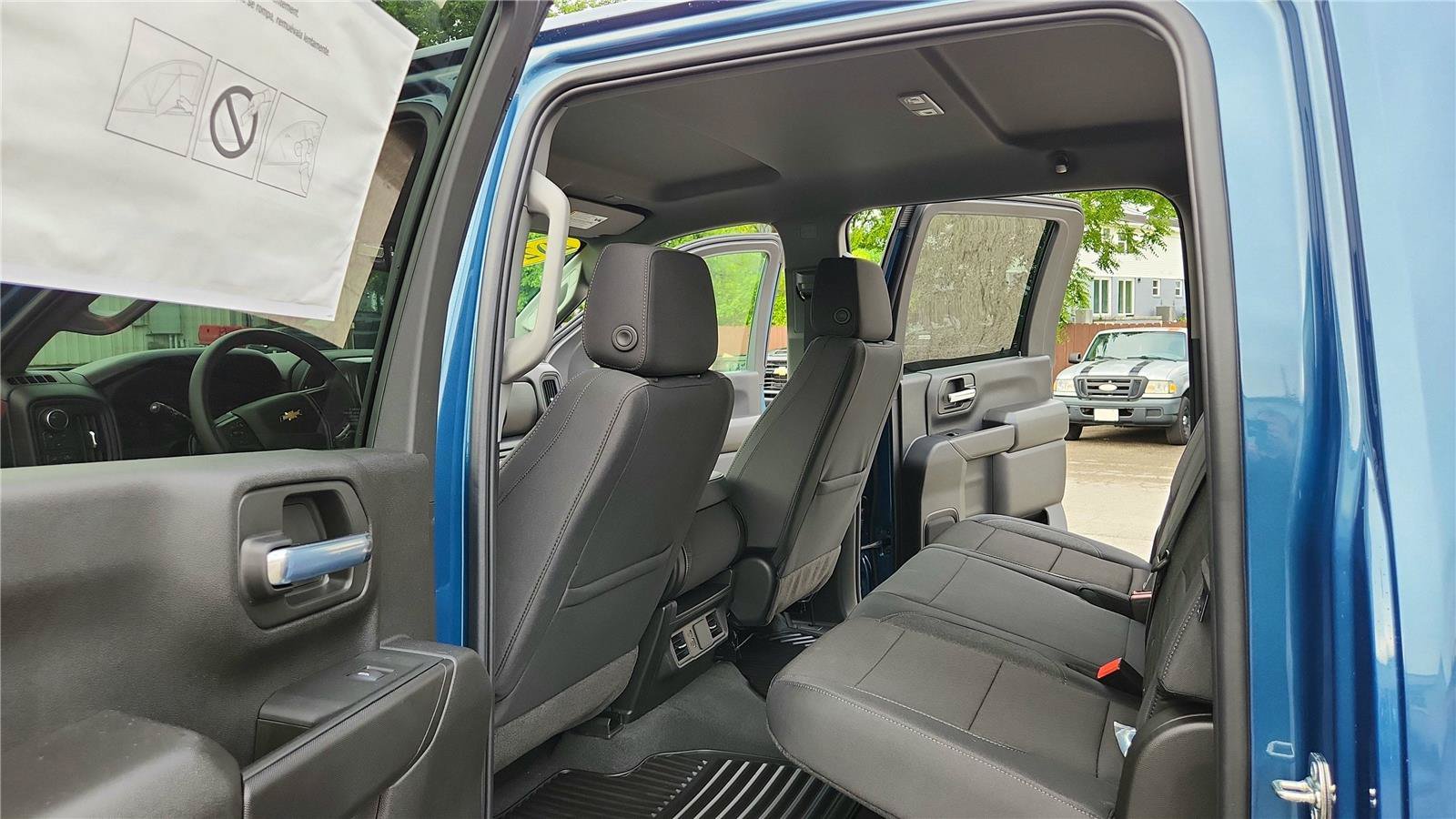 New 2026 Chevrolet Silverado 2500 Custom w/ Custom Value Package AWD/4WD image 20