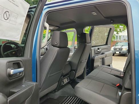 New 2026 Chevrolet Silverado 2500 Custom w/ Custom Value Package AWD/4WD image 20