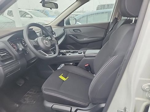 Certified 2023 Nissan Rogue S image 8