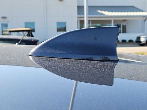 Used 2025 Honda CR-V EX-L image 15