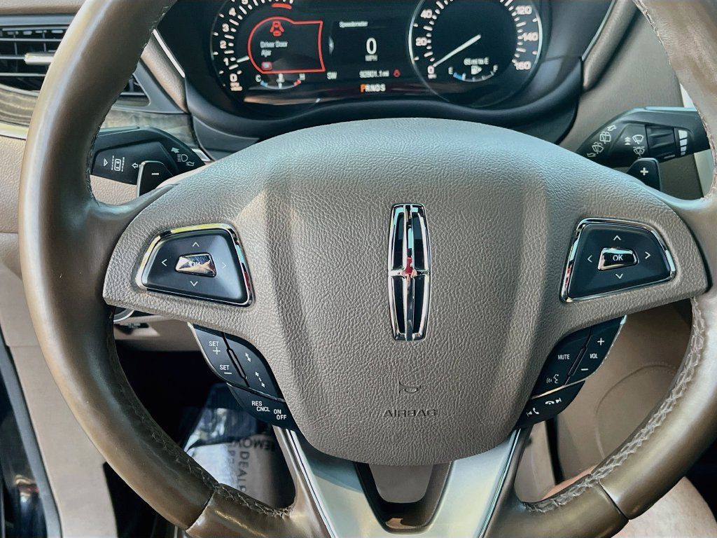 Used 2017 Lincoln MKC Reserve AWD/4WD image 11