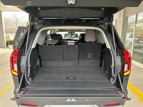 New 2026 Ford Expedition Platinum image 28