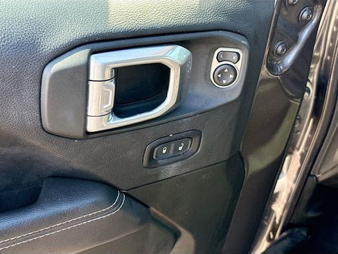 Used 2021 Jeep Wrangler Unlimited Sahara w/ Cold Weather Group AWD/4WD image 19