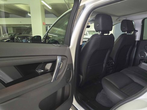 Certified 2025 Land Rover Discovery Sport S image 15