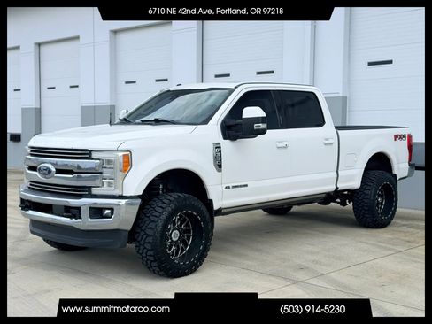 Used 2017 Ford F350 Lariat w/ Lariat Ultimate Package AWD/4WD image 1