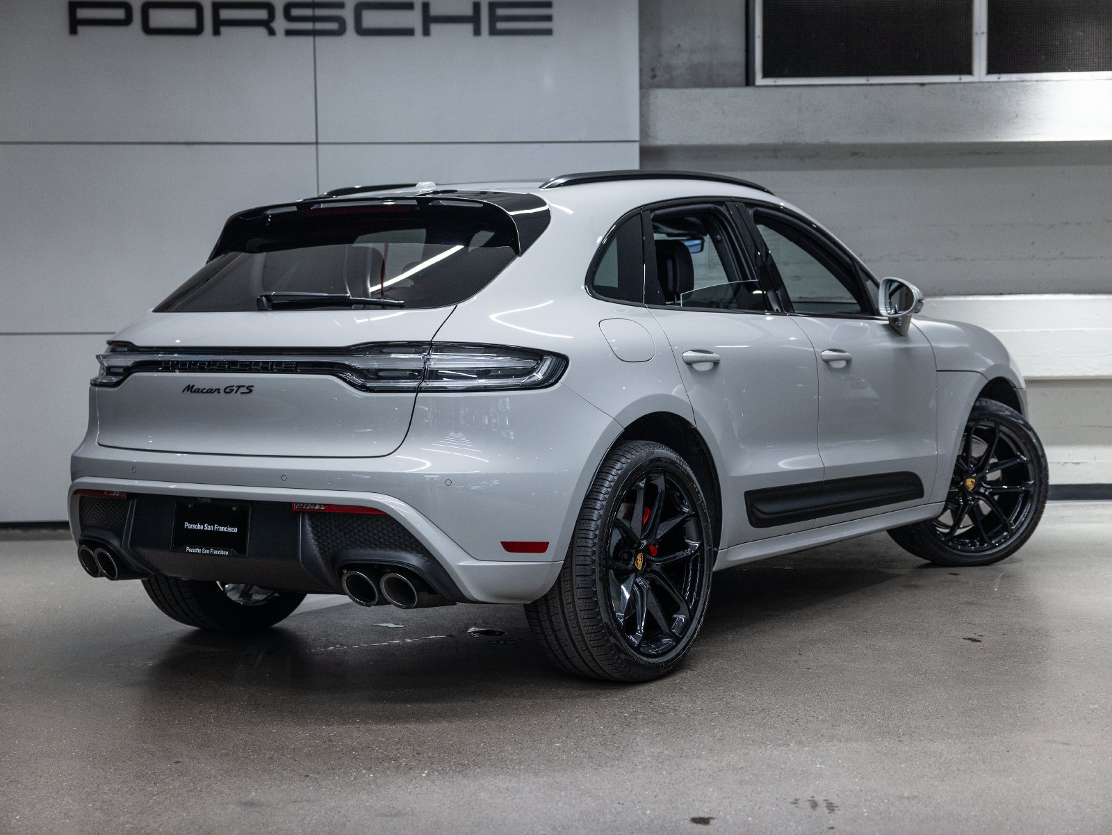 Certified 2026 Porsche Macan GTS AWD/4WD image 57