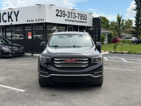 Used 2017 GMC Acadia SLT AWD/4WD image 2
