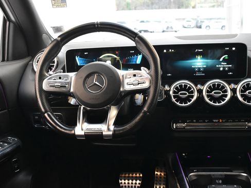 Used 2021 Mercedes-Benz GLA 35 AMG 4MATIC image 35