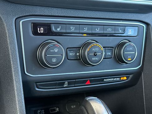 Used 2019 Volkswagen Atlas SE w/ Towing Package AWD/4WD image 21