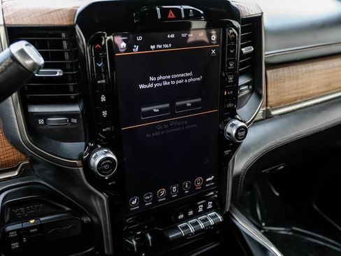 Used 2019 RAM 2500 Limited AWD/4WD image 28