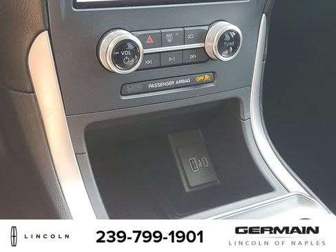 Used 2023 Ford Edge SEL w/ Sport Appearance Package AWD/4WD image 33