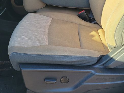 Used 2023 Ford F150 XLT image 15