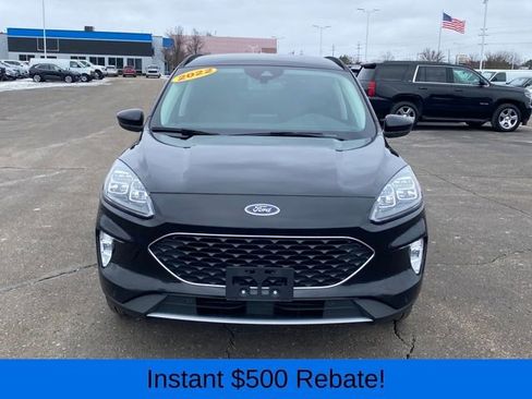 Used 2022 Ford Escape Titanium image 2