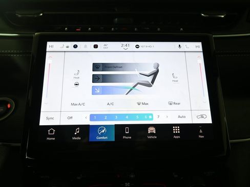 New 2025 Jeep Grand Cherokee Limited w/ Trailer Tow Package image 27