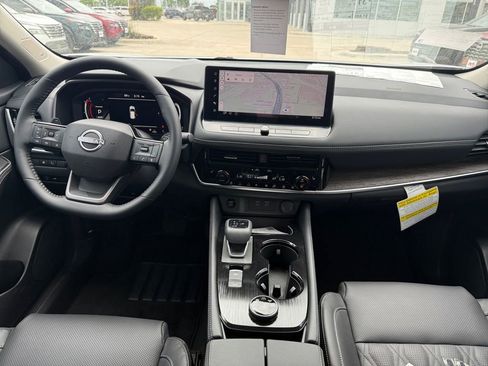 New 2026 Nissan Rogue Platinum w/ Platinum Premium Package AWD/4WD image 15