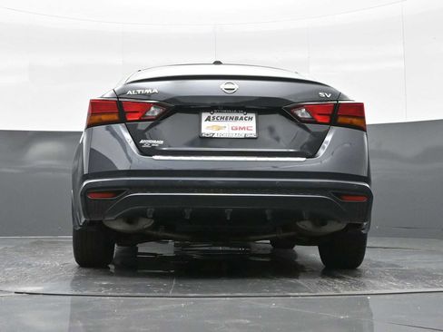 Used 2022 Nissan Altima 2.5 SV image 34