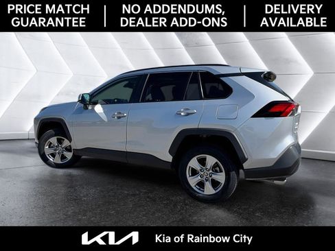 Used 2023 Toyota RAV4 XLE w/ Convenience Package image 7