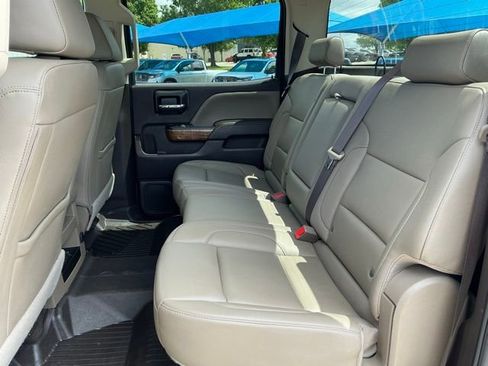 Used 2018 GMC Sierra 1500 SLT w/ SLT Premium Package AWD/4WD image 8