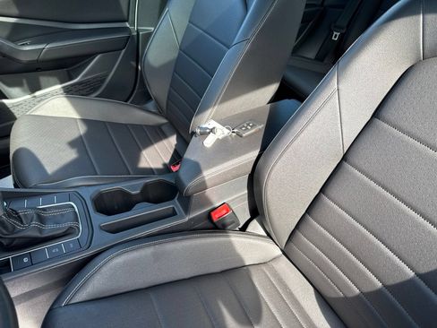 Used 2023 Volkswagen Jetta SE FWD image 24