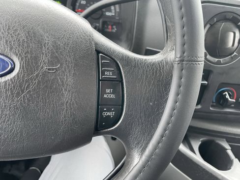 Used 2013 Ford E-150 and Econoline 150 w/ PWR Group image 19