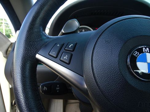 Used 2007 BMW 650i Convertible image 19