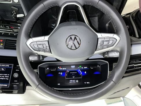 New 2025 Volkswagen Jetta SE image 24