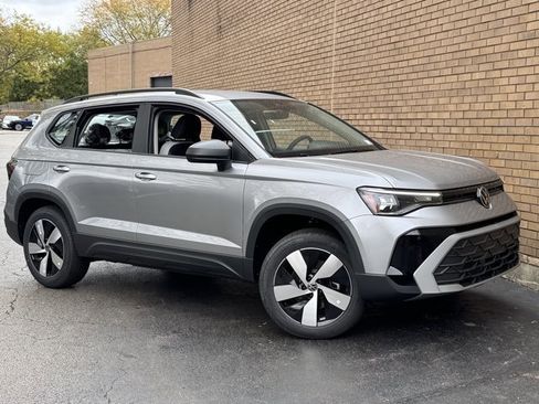 New 2025 Volkswagen Taos S image 4