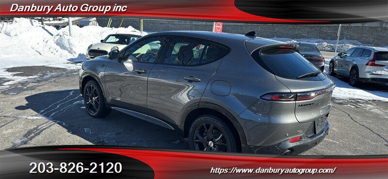 Used 2024 Dodge Hornet R/T w/ Tech Pack w/o Parking AWD/4WD image 4