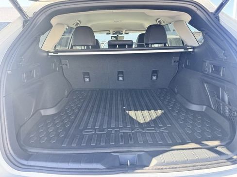 Used 2024 Subaru Outback Limited image 7