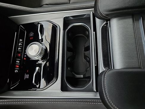 New 2026 Jeep Grand Wagoneer Limited AWD/4WD image 25