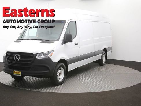 Used 2020 Mercedes-Benz Sprinter 2500 w/ Driver Convenience Package image 53