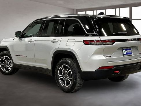Used 2022 Jeep Grand Cherokee Trailhawk AWD/4WD image 4