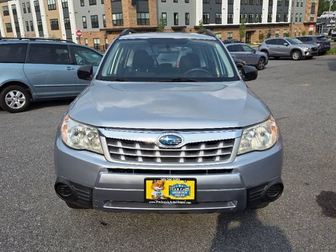 Used 2012 Subaru Forester 2.5X w/ Alloy Wheel Pkg AWD/4WD image 2