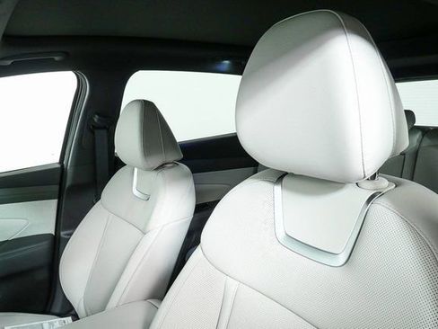 New 2026 Hyundai Tucson Limited image 16